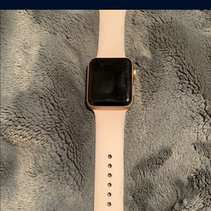 Used Apple Watch-Series 3